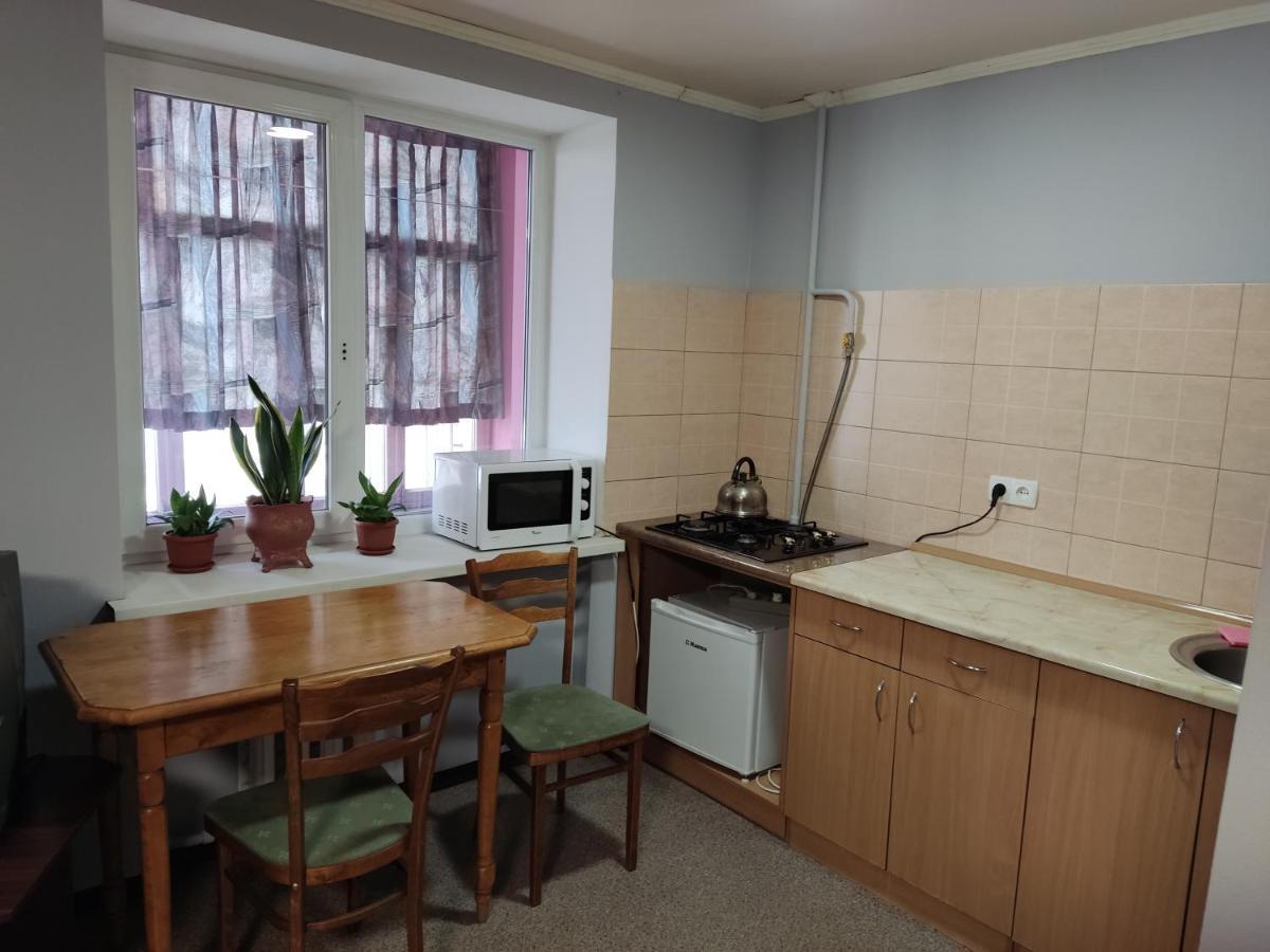 Проспект Миру 35 Apartment Krivoy Rog Bagian luar foto